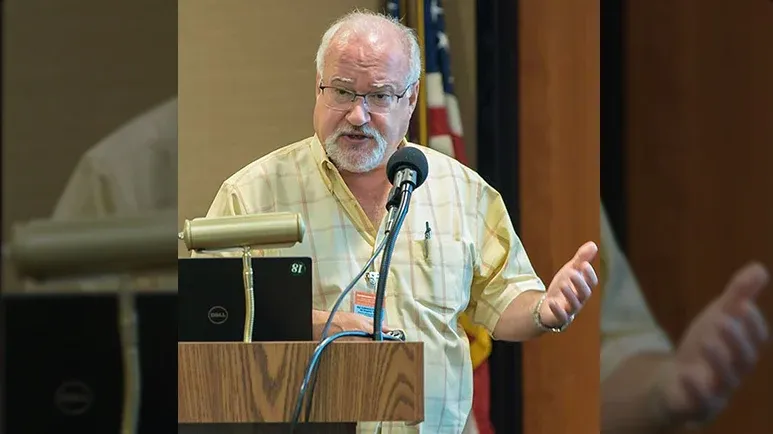 Dr. Robert Turesky
