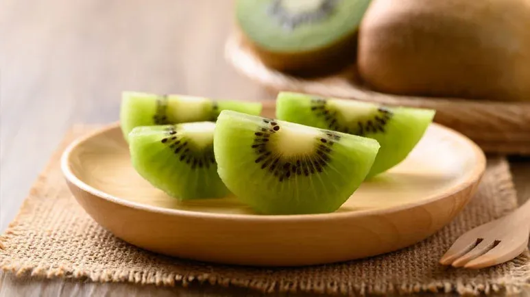 can you feed kiwifruit to your pets