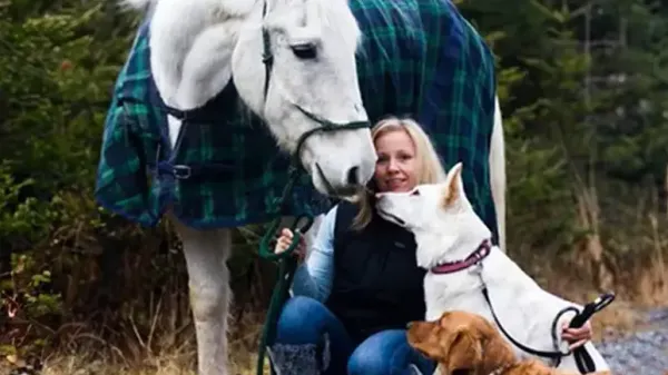 Sarah MacKeigan - helping dogs owners when trauma strikes